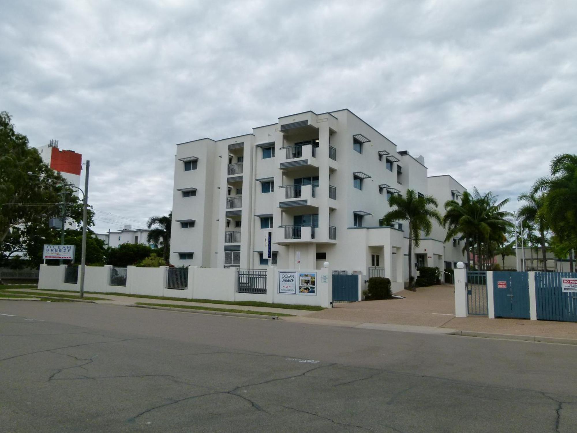 Madison Ocean Breeze Apartments Τάουνσβιλ Εξωτερικό φωτογραφία