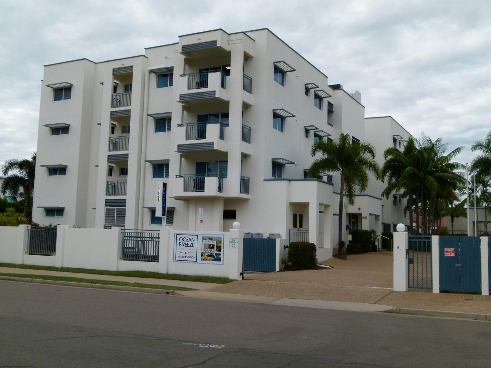Madison Ocean Breeze Apartments Τάουνσβιλ Εξωτερικό φωτογραφία
