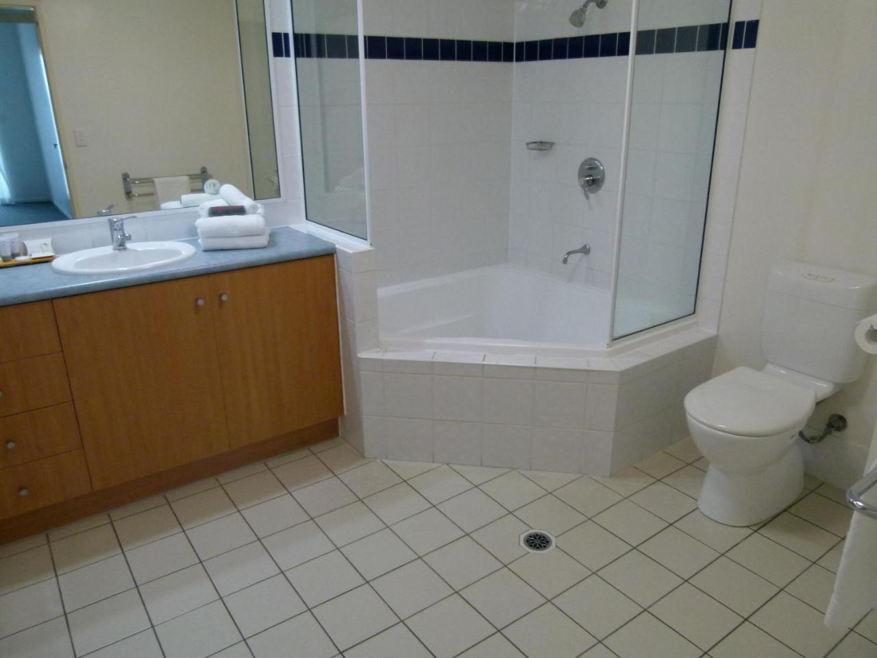 Madison Ocean Breeze Apartments Τάουνσβιλ Εξωτερικό φωτογραφία